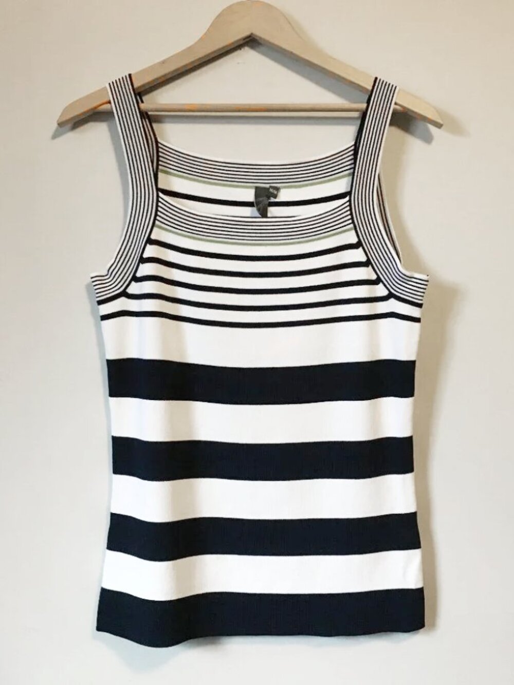 Jana Women’s Square-Neck Rayon Tank Top, Sleeveless Minimalist Shell